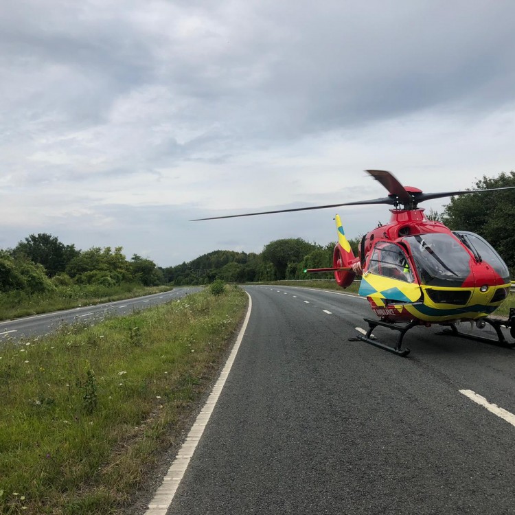 Helicopter on dual carriageway